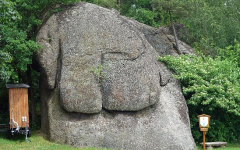 Naturdenkmal Elefantenstein bei Rechberg