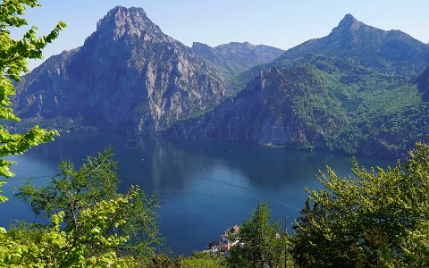Traunsee, Traunstein und Katzenstein vom Gipfel der Geiswand