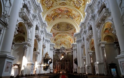 St. Florian Altar im Augustiner_Chorherrenstift