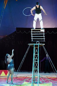 Balanceakt 2021, erste Vorstellung des Zirkus Althoff am Messegelände in Wels.